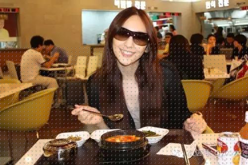 明星旅行糗事一籮筐 總有一個萌到你！