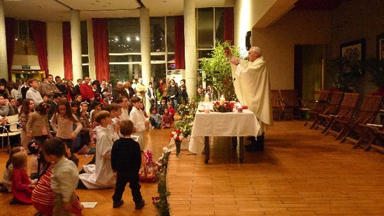 看西方國(guó)家都是如何過(guò)圣誕節(jié)的