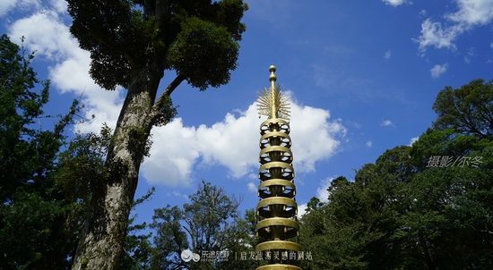 千僧法要紀(jì)念寶塔 攝影/爾冬