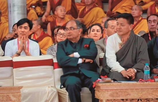 胡軍否認(rèn)認(rèn)識(shí)分裂集團(tuán) 胡軍否認(rèn)認(rèn)識(shí)分裂集團(tuán)