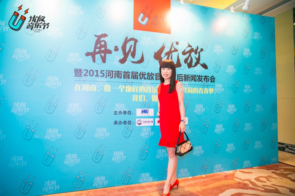 美女主播佳音！