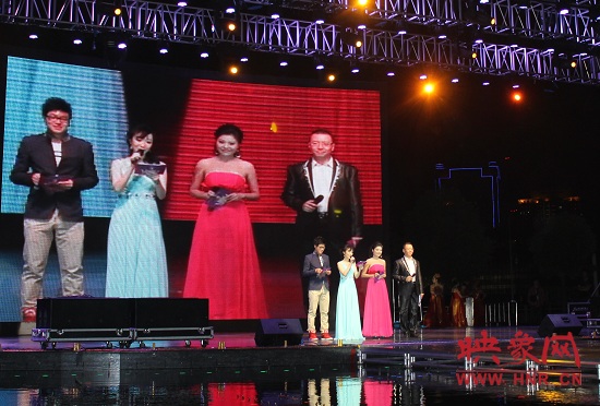 現(xiàn)場主持人帥天、小糖、李江、凱文