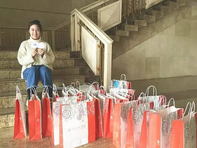 每一位到現(xiàn)場的小伙伴都獲得了我們精心準(zhǔn)備的小禮品哦！