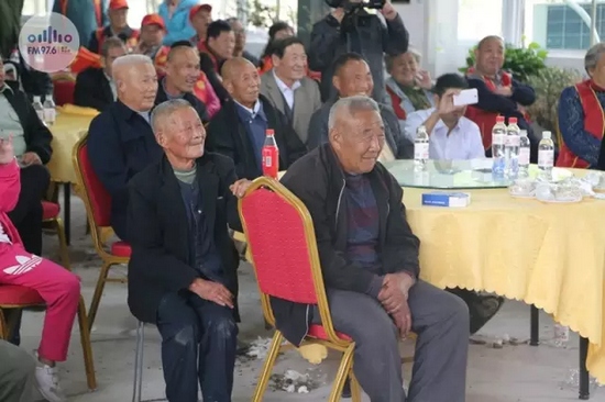 臺上展風采，臺下笑開懷