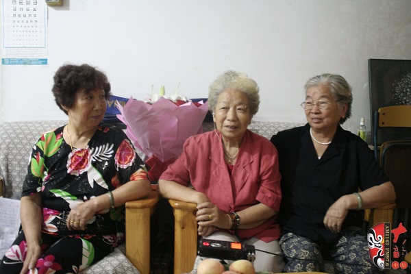 越調(diào)名老藝人雷桂花、劉巧蓮、劉玉蘭回首往事