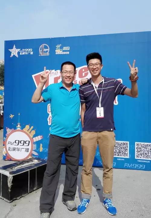 主播鄭強，這兩條大長腿，恩…適合去學游泳