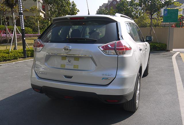 東風日產(chǎn)全新一代奇駿實拍 東風日產(chǎn)全新一代奇駿實拍