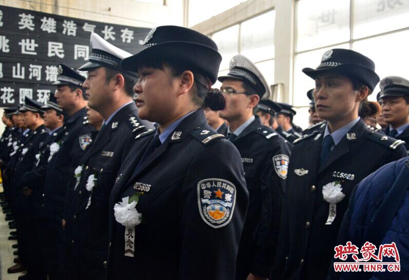 送別儀式上，姚世民的不少同志忍不住流下了眼淚