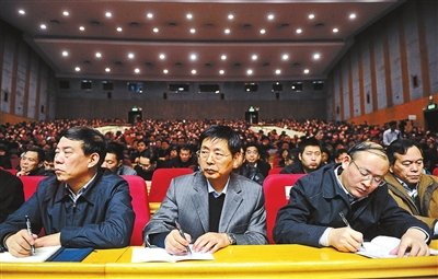 中紀(jì)委稱(chēng)每年受處分縣級(jí)以上官員數(shù)超礦難死亡數(shù)