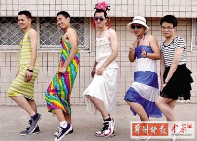 鄭州晚報記者 常亮/文 李云峰/供圖（河工大應(yīng)屆畢業(yè)生）