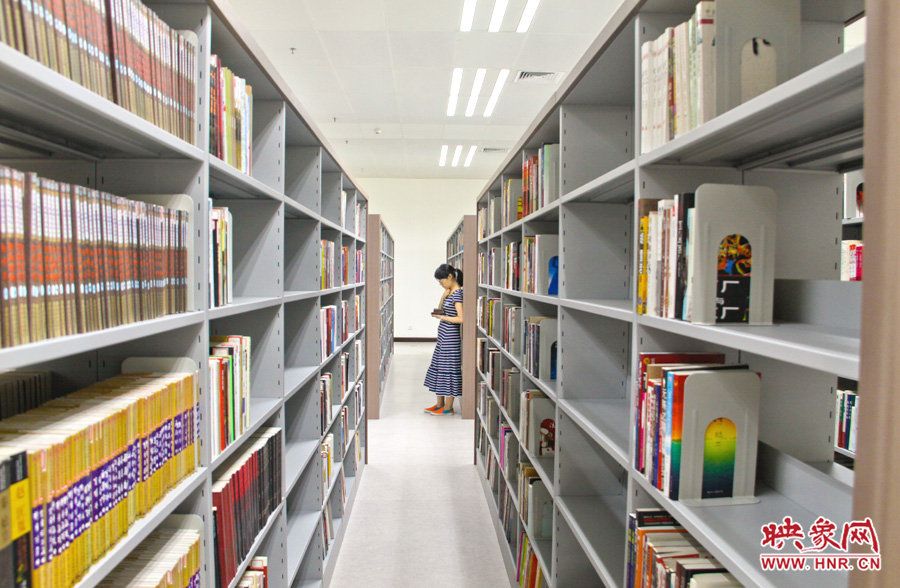 或站或坐，這里是獲取知識的好地方