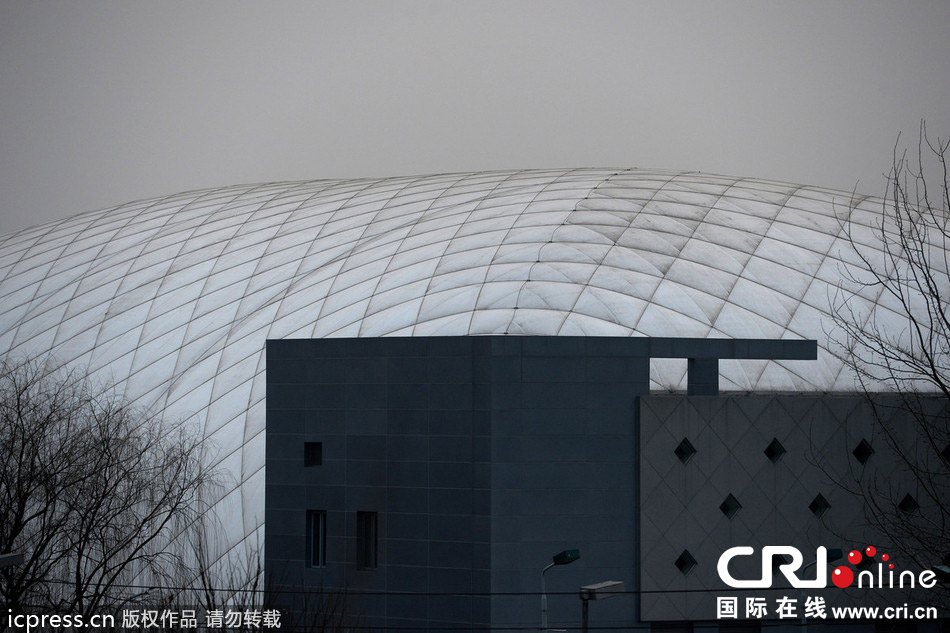 北京一國(guó)際學(xué)校耗資5百萬美元建“防霾帳篷”