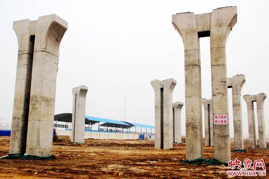 今年9月份，媒體曾報道稱，此項目停工的原因主要是資金鏈斷裂。