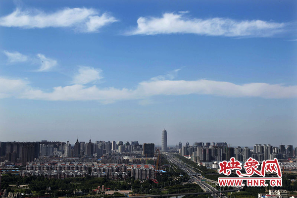 2015年4月鄭州成為全國(guó)10個(gè)“綠色交通”試點(diǎn)城市之一。