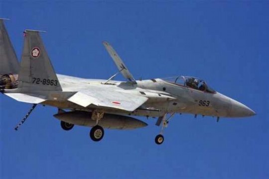 資料圖：日本自衛(wèi)隊F-15戰(zhàn)斗機。