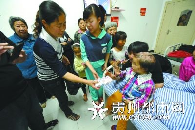 好心人送來酸奶。