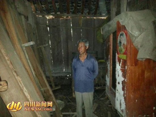 王本余的堂兄王本武向四川新聞網(wǎng)記者介紹王本余還剩下的財物。