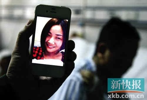 受傷之前的小蕓是一個漂亮的女孩。新快報記者畢志毅/攝