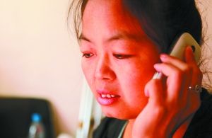 每次給家人打電話，史女士都會(huì)很難過(guò)。