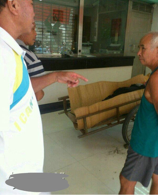 鄧漢林說，鄧某芳死后，雙方一直僵持到當(dāng)晚9點(diǎn)多，最后以信用社賠償13萬而告終。