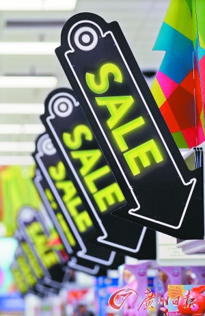 美國(guó)商場(chǎng)的促銷(xiāo)標(biāo)志。