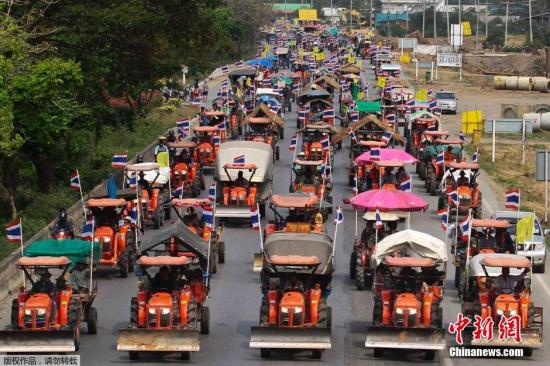 泰國稻農(nóng)取消機場示威 外媒稱或得到償債允諾 泰國稻農(nóng)取消機場示威 外媒稱或得到償債允諾