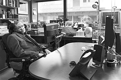 霍金談?wù)?從宇宙“看”敘內(nèi)戰(zhàn)(組圖) 霍金談?wù)?從宇宙“看”敘內(nèi)戰(zhàn)(組圖)