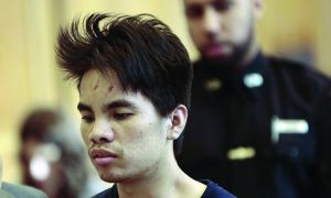 一位名叫陳明東（音）的中國(guó)移民在美國(guó)紐約謀殺5名親戚，罪名成立，被判處至少125年監(jiān)禁。