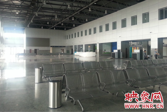 鄭州新客運北站候車大廳。