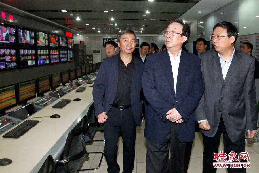 河南省委書(shū)記、省人大常委會(huì)主任郭庚茂視察河南人民廣播電臺(tái) 映象網(wǎng)記者邵恰 段晉哲/攝