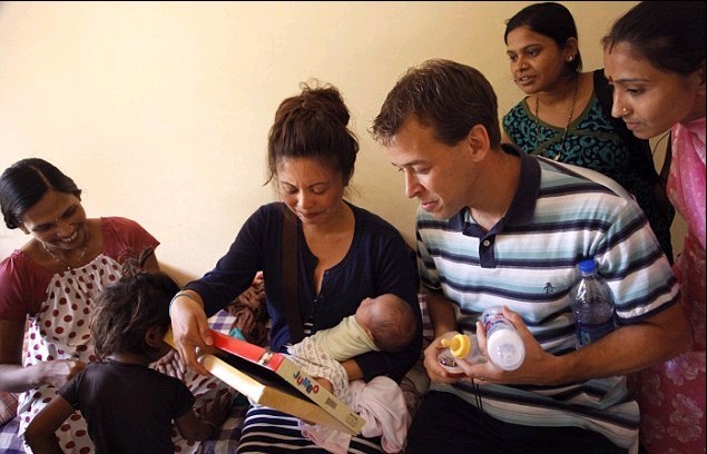 美國(guó)夫婦在印度的生子夢(mèng)