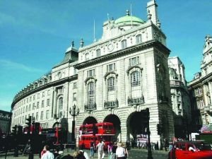 倫敦，沒有最低只有更低