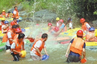 端午節(jié)，購漂流可免費暢游豫西大峽谷