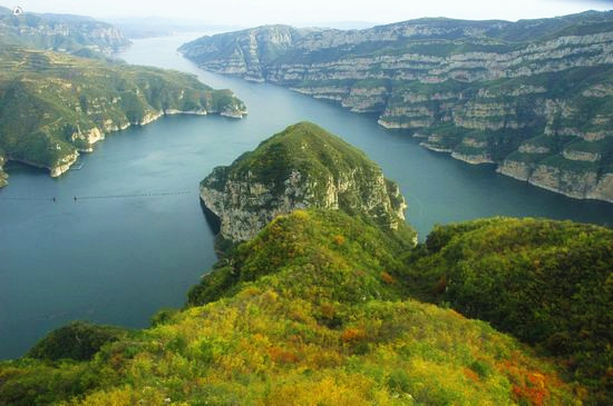 到黃河三峽“飛”黃河、拜孔子、探溶洞