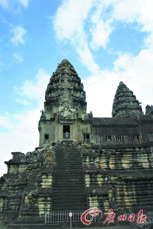 小吳哥,就是開頭提及的吳哥窟代表性景致的所在地。