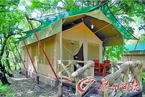 　　肯尼亞馬賽馬拉費爾蒙帳篷酒店。