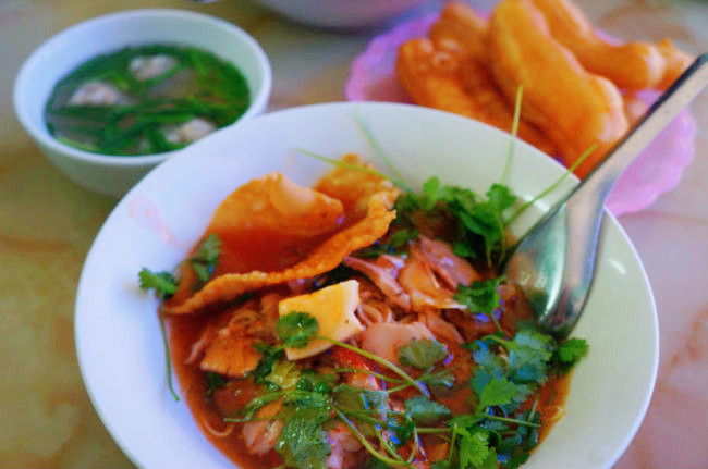 讓我再多吃一口,從南到北 讓我再多吃一口,從南到北