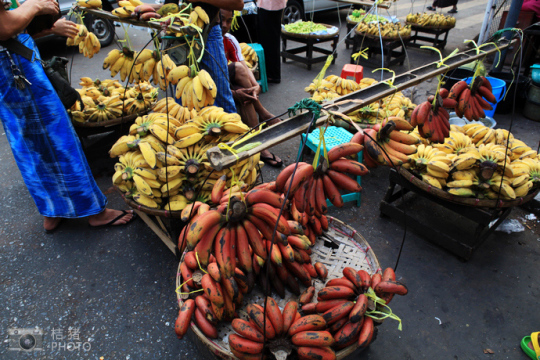 緬甸，繽紛的街邊平民小吃