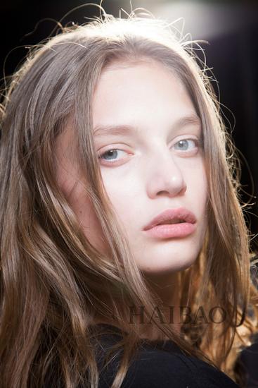 挑質(zhì)地or看膚色？ 正確選隔離要根據(jù)年齡段