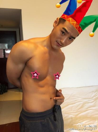 不造哪里不對，反正看起來怪怪的！