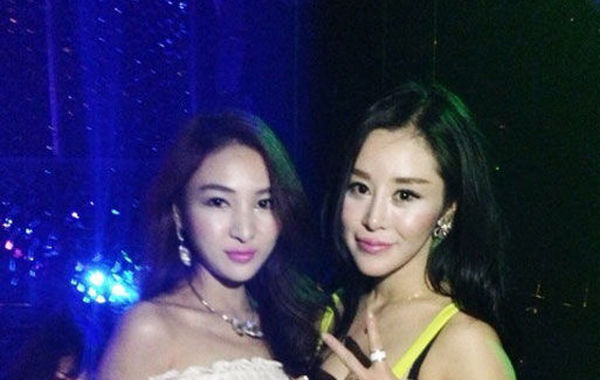 2013年6月15日，郭美美在澳門包下整間酒吧舉辦Party慶祝生日