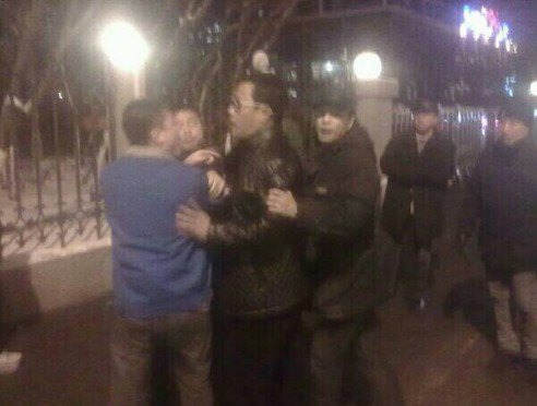 轉(zhuǎn)發(fā)到微博網(wǎng)曝趙本山徒弟駕無牌路虎追尾打人。