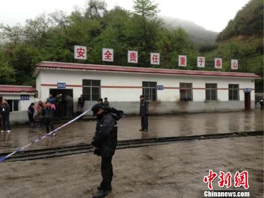 圖為事故救援現(xiàn)場(chǎng)。 禎東 攝