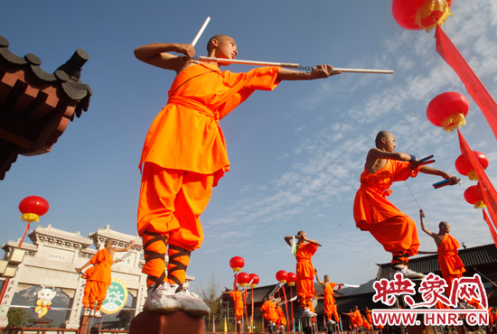 每個(gè)人心中都有一個(gè)或明或暗的功夫圖騰,作為武林高手，他們能飛檐走壁，擁有蓋世神功。