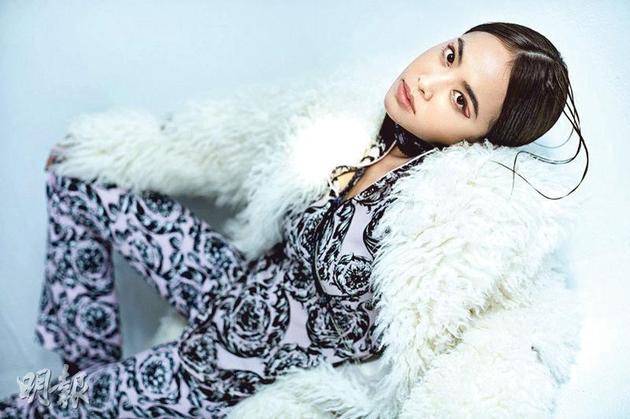 蔡依林的新歌高唱要勇敢做自己，沒想到MV卻鬧出風波。