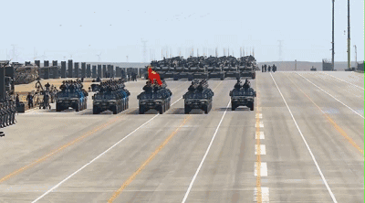 日本網(wǎng)友第一次看中國(guó)建軍節(jié)閱兵直播 啥反應(yīng)？