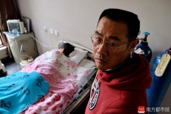 王煥凱說，要通過堅持刑事訴訟，換張津華和社會一個公道。（羅逸爵 攝）