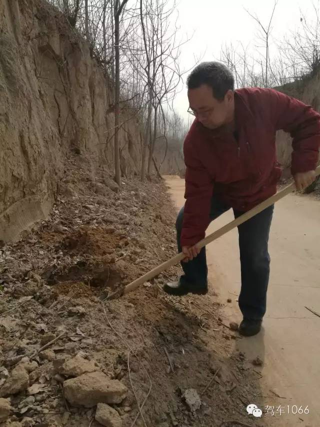 這大叔干起活也是很6呀！