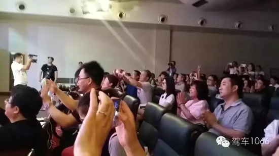 手機(jī)、相機(jī)各種拍拍拍