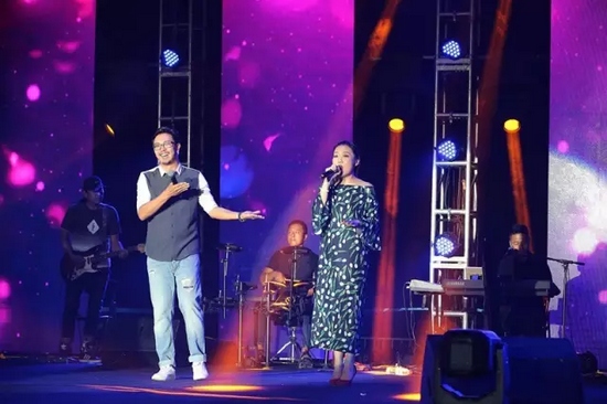 王騰霄、王曉序《制造浪漫》